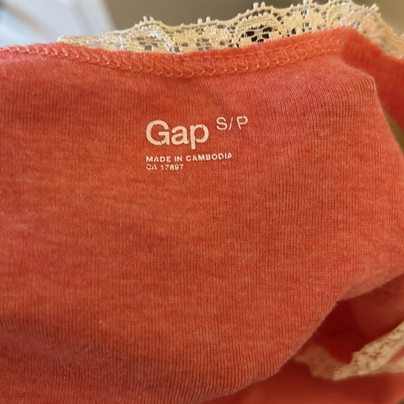 Gap Tank lace trim pink and cream size small - Picture 5 of 5